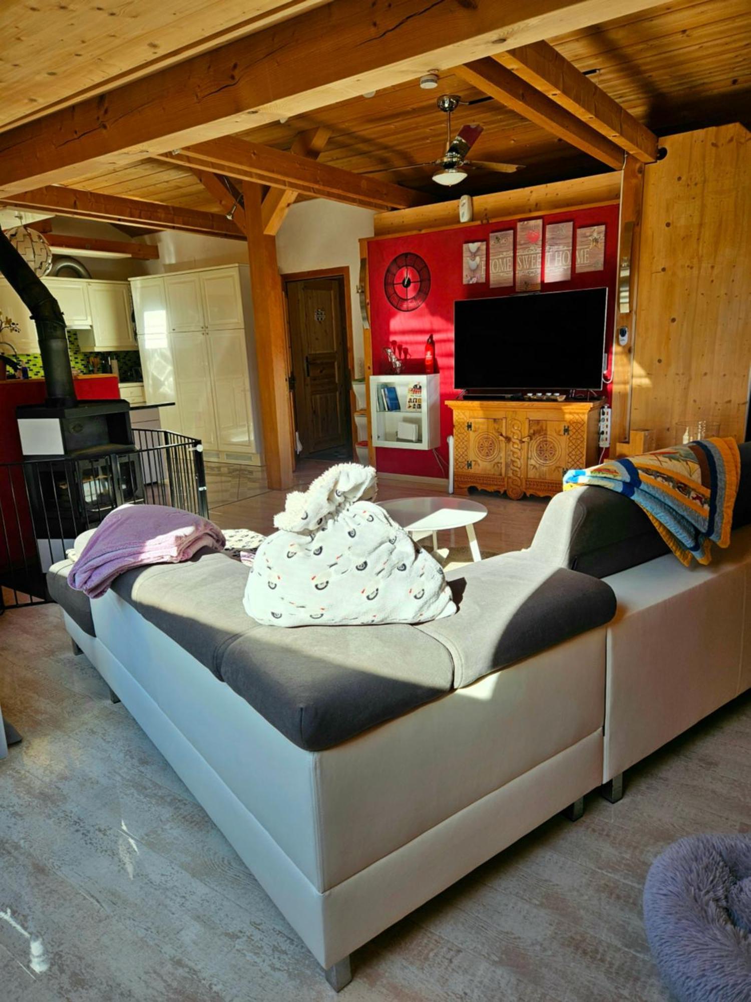 Gemuetliche Fewo Mit Sauna Inmitten Der Berge 迈林根 外观 照片